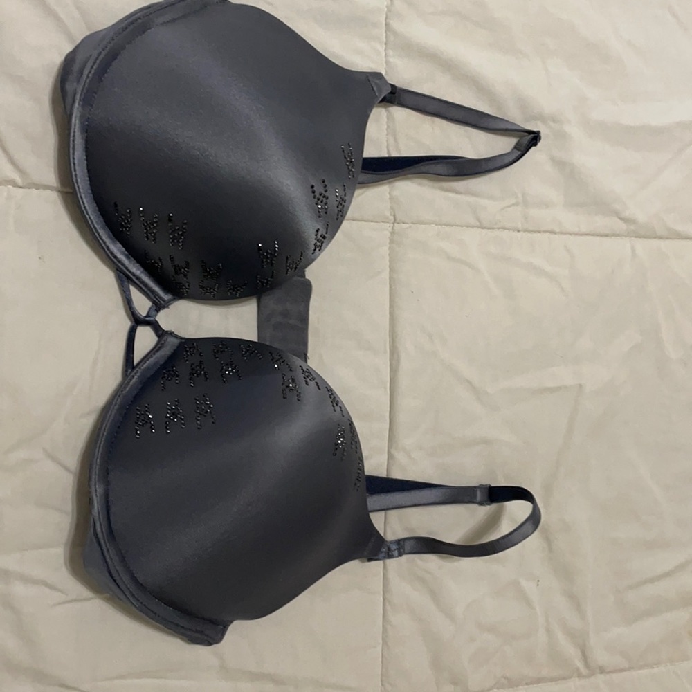 VS Bombshell Plunge Bra